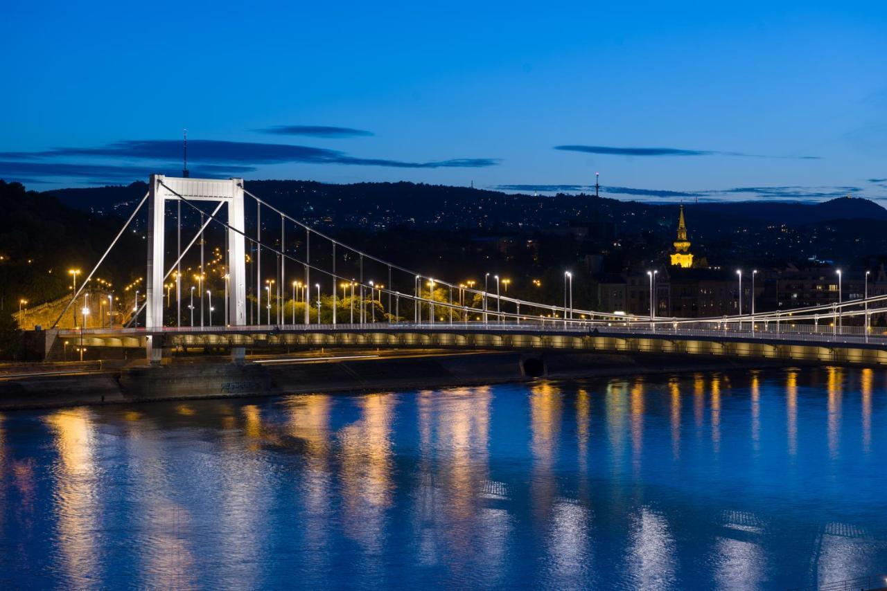 Hotel Vision Budapest By Continental Group Bagian luar foto