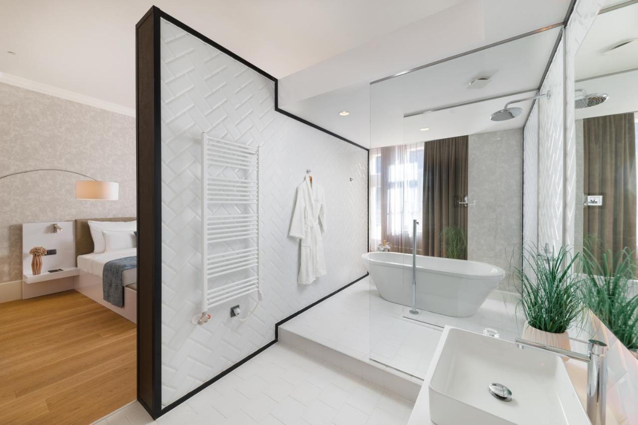 Hotel Vision Budapest By Continental Group Bagian luar foto